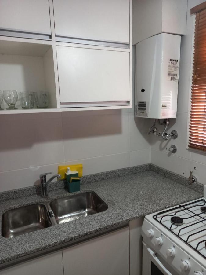 Departamento 2 Ambientes 4 Personas Centro Solo Familias Y Parejas Se Reserva Abonando 1 Noche Apartment Mar del Plata